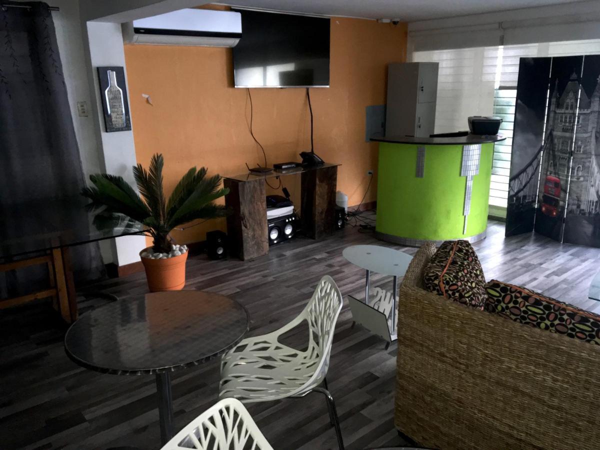 Serenade Lodging Rooms 巴拿马城 外观 照片